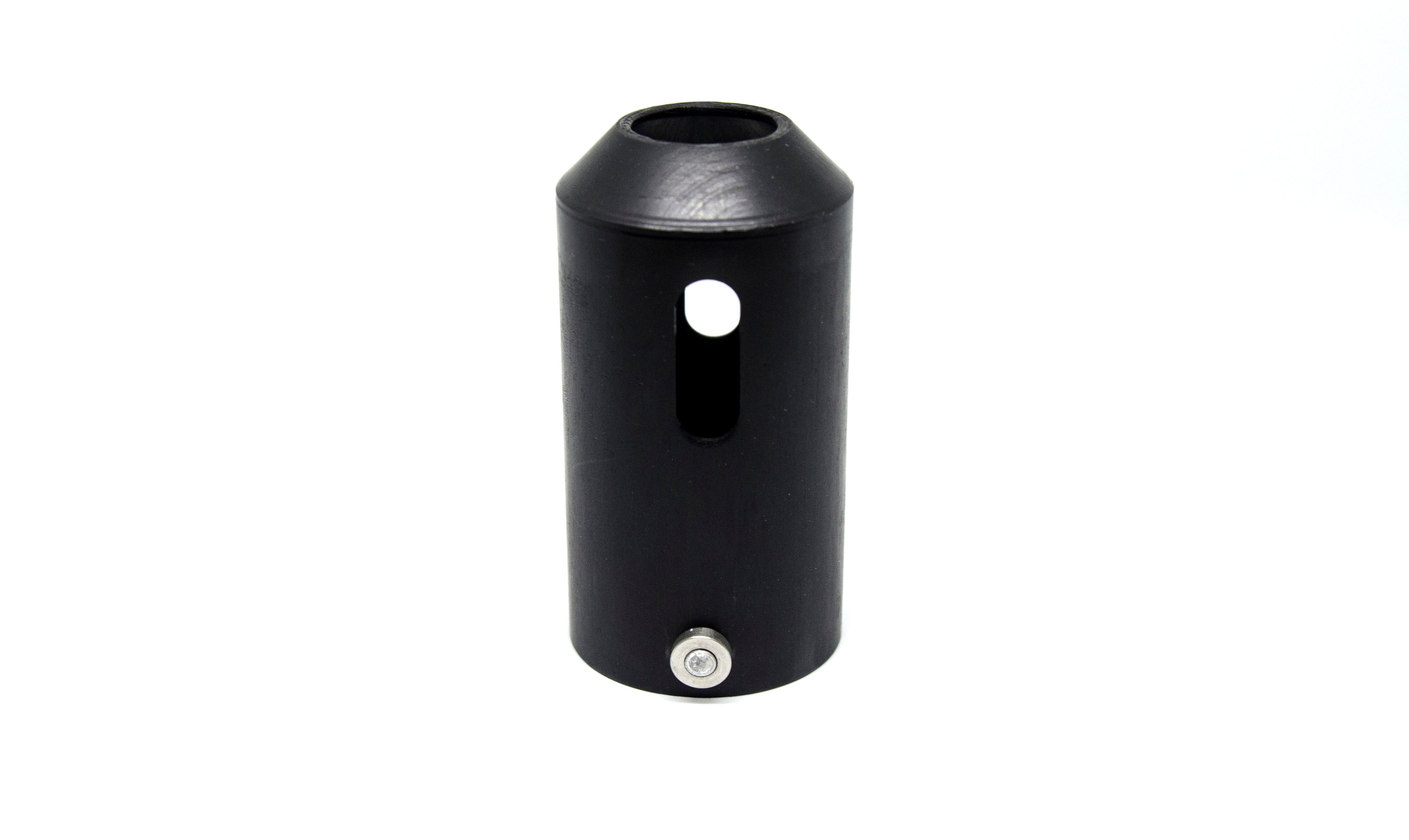 2.5oz Slotted Cartridge Retainer Body vertical